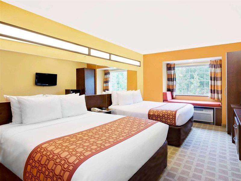 Microtel Inn & Suites By Wyndham Princeton Buitenkant foto