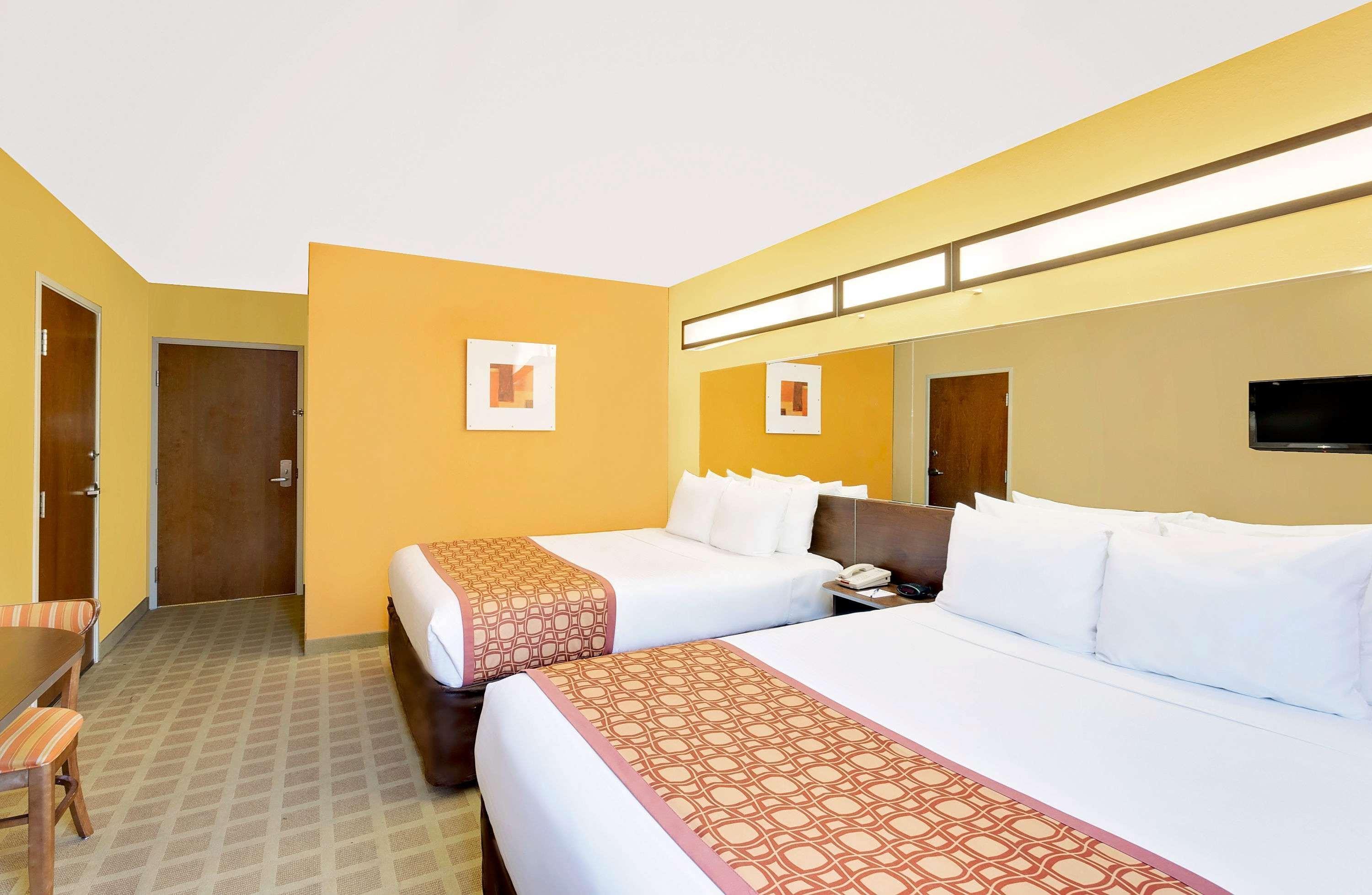 Microtel Inn & Suites By Wyndham Princeton Buitenkant foto