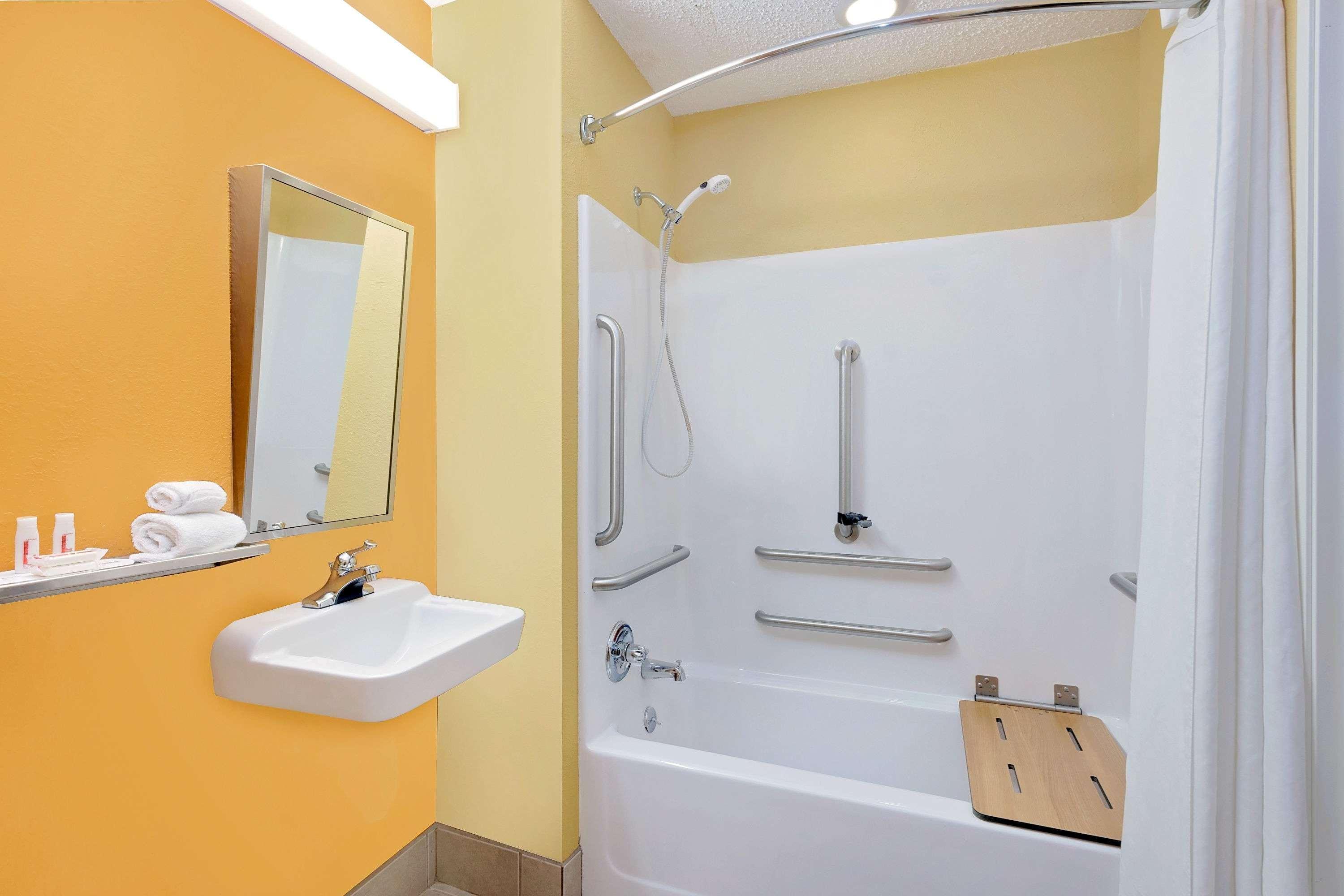 Microtel Inn & Suites By Wyndham Princeton Buitenkant foto