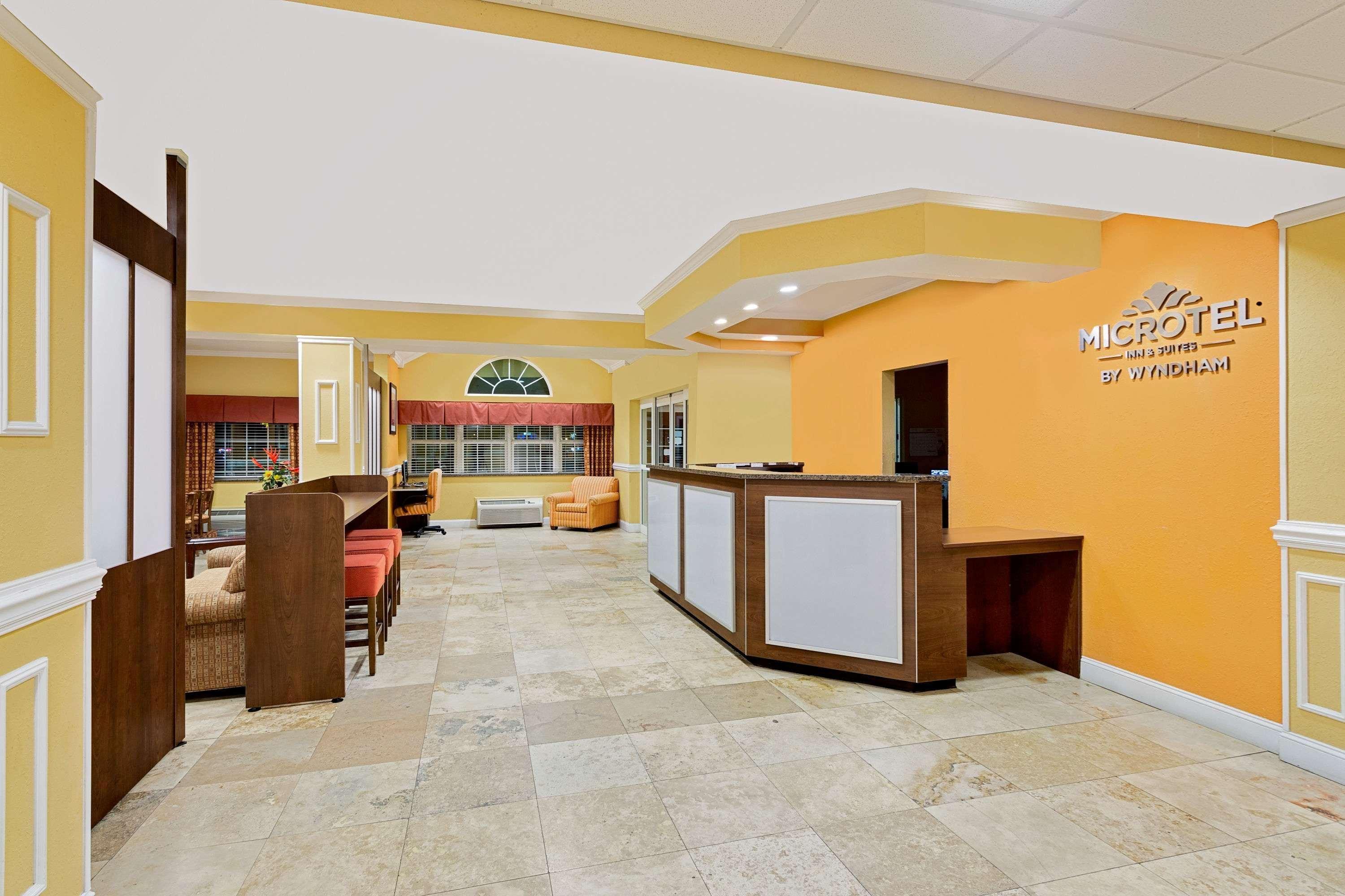 Microtel Inn & Suites By Wyndham Princeton Buitenkant foto
