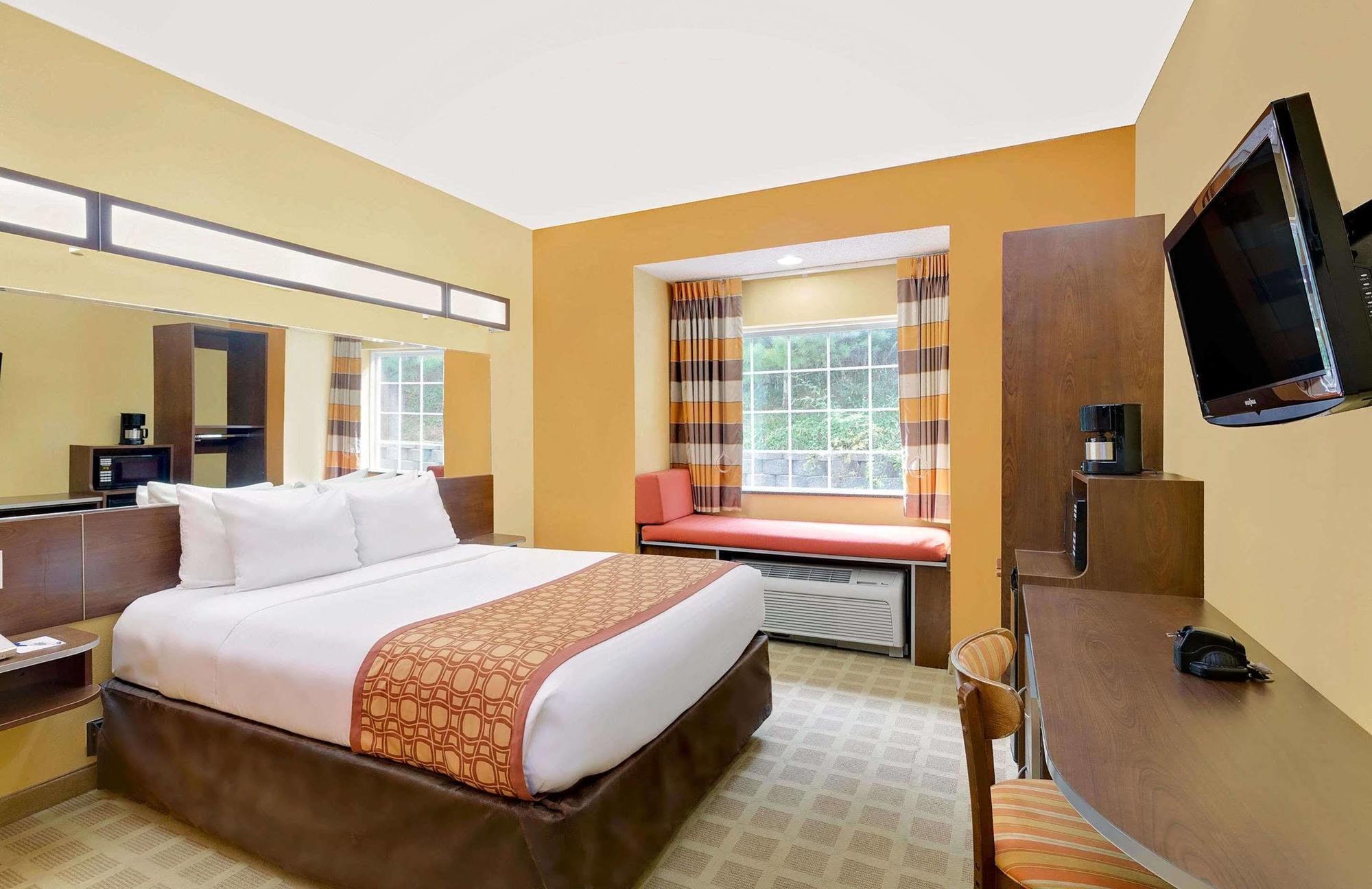 Microtel Inn & Suites By Wyndham Princeton Buitenkant foto